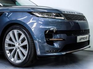 Land Rover Range Rover Sport P530 First Edition - Image 3