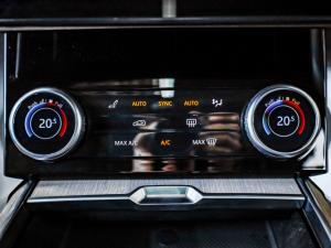 Land Rover Range Rover D350 Autobiography - Image 16