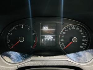 Volkswagen Polo Vivo hatch 1.4 Trendline - Image 10