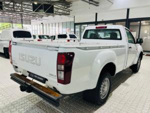Isuzu D-Max Gen 6 250 single cab Fleetside safety - Image 4