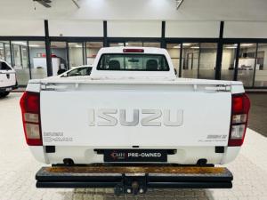 Isuzu D-Max Gen 6 250 single cab Fleetside safety - Image 5