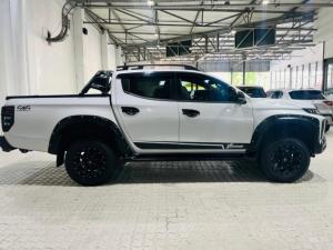 Mitsubishi Triton 2.4DI-D double cab 4x4 Xtreme - Image 2