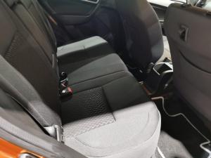 Suzuki Vitara Brezza 1.5 GLX - Image 8