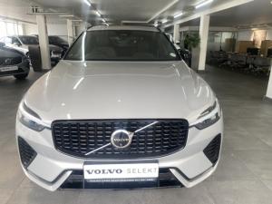 Volvo XC60 B5 AWD Plus Dark - Image 7