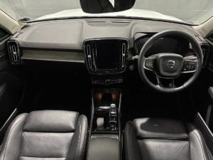 Volvo XC40 D4 AWD Momentum - Image 8