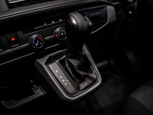 Volkswagen Transporter 2.0TDI Kombi SWB Trendline auto - Image 13