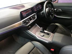 BMW 3 Series 320i Mzansi Edition - Image 13