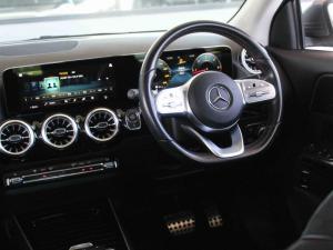 Mercedes-Benz GLA GLA200d - Image 16