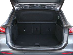 Mercedes-Benz GLA GLA200d - Image 21