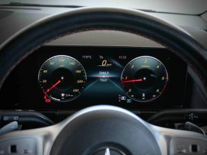 Mercedes-Benz GLA GLA200d - Image 8