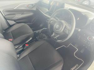 Suzuki Swift 1.2 GLX manual - Image 9