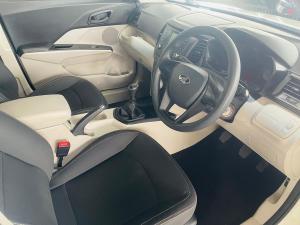 Mahindra XUV300 1.5TD W4 - Image 9