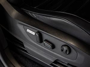 Volkswagen Amarok 3.0 V6 TDI double cab Extreme 4Motion - Image 16