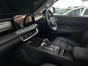 GWM P300 2.4T double cab LT 4x4 - Image 10