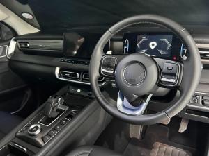 GWM P300 2.4T double cab LT 4x4 - Image 16