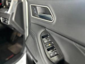 GWM P300 2.4T double cab LT 4x4 - Image 4