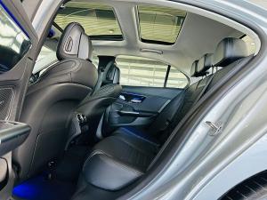 Mercedes-Benz C-Class C200 Avantgarde - Image 6