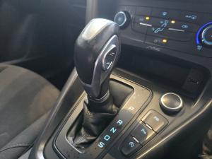 Ford Focus sedan 1.0T Trend auto - Image 9