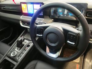 GWM P300 2.4T double cab LT 4x4 - Image 8