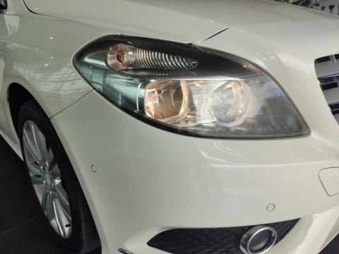 Image Mercedes-Benz B-Class B200 auto