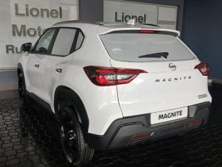 Nissan Magnite 1.0 Move panel van