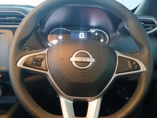 Nissan Magnite 1.0 Move panel van