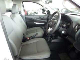 Nissan Navara 2.5DDTi single cab XE