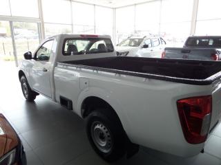 Nissan Navara 2.5DDTi single cab XE
