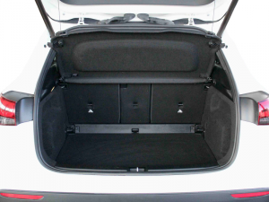 Mercedes-Benz GLA GLA200 - Image 20