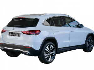 Mercedes-Benz GLA GLA200 - Image 3