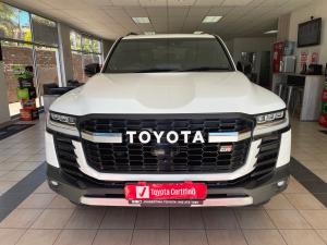 Toyota Land Cruiser 300 3.3D GR-Sport - Image 4