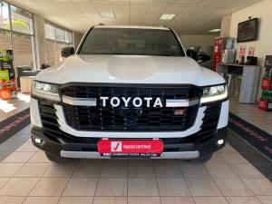 Toyota Land Cruiser 300 3.3D GR-Sport - Image 3