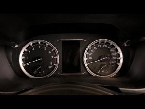 Toyota Urban Cruiser 1.5 XR manual - Image 9