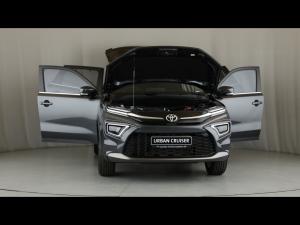 Toyota Urban Cruiser 1.5 XR manual - Image 28