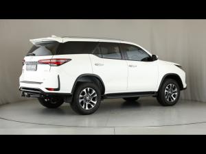 Toyota Fortuner 2.8GD-6 48V 4x4 - Image 2