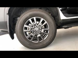 Toyota Land Cruiser Prado 2.8GD TX - Image 20