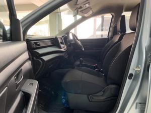 Suzuki Ertiga 1.5 GA - Image 7