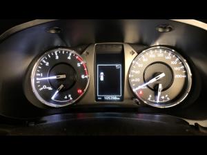 Toyota Hilux 2.4GD-6 double cab 4x4 Raider manual - Image 9