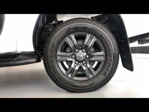 Toyota Hilux 2.4GD-6 double cab 4x4 Raider manual - Image 19