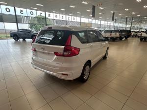 Toyota Rumion 1.5 SX manual - Image 2