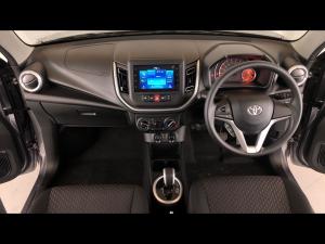 Toyota Vitz 1.0 XR auto - Image 6