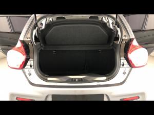 Toyota Vitz 1.0 XR auto - Image 13