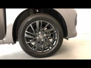 Toyota Vitz 1.0 XR auto - Image 17