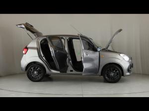 Toyota Vitz 1.0 XR auto - Image 30