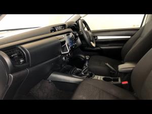 Toyota Hilux 2.4GD-6 single cab Raider manual - Image 7
