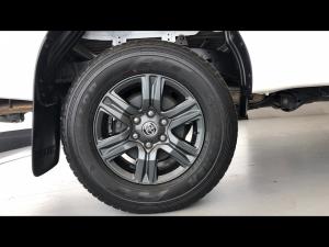 Toyota Hilux 2.4GD-6 single cab Raider manual - Image 20