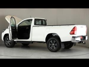 Toyota Hilux 2.4GD-6 single cab Raider manual - Image 26
