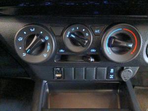 Toyota Hilux 2.4GD-6 double cab Raider auto - Image 16