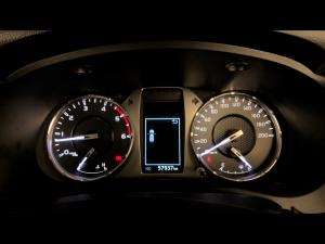 Toyota Hilux 2.4GD-6 single cab 4x4 Raider manual - Image 9