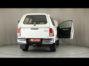 Toyota Hilux 2.4GD-6 single cab 4x4 Raider manual - Image 24